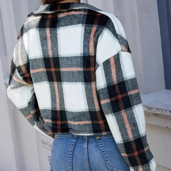 Buffalo Plaid Soft Teddy Fleece Button Up Cropped Pocket Jacket - Picture 2 of 5